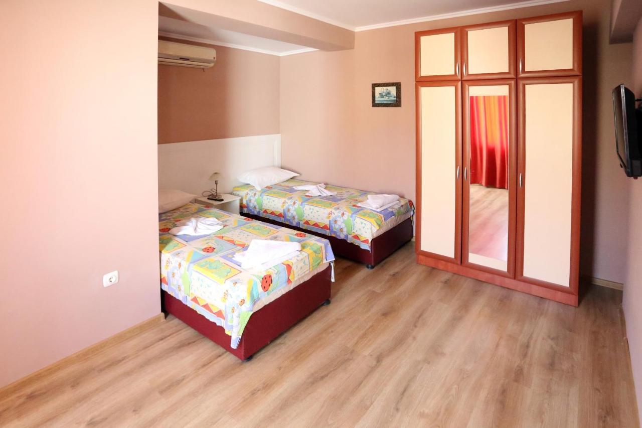 Apartments Dani Pomorie Exterior photo