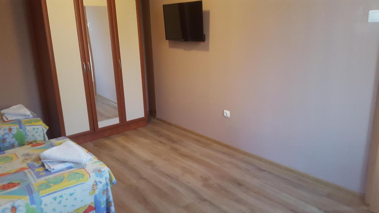 Apartments Dani Pomorie Exterior photo