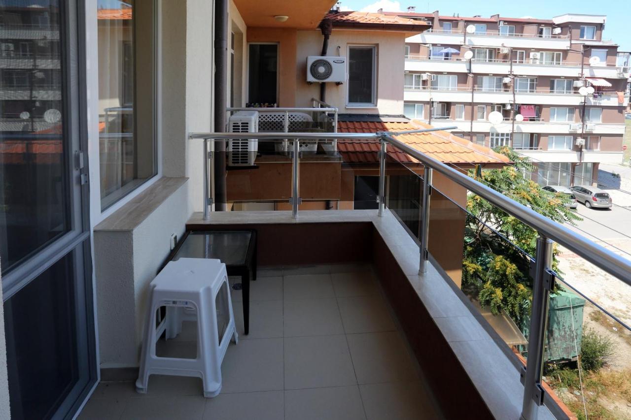 Apartments Dani Pomorie Exterior photo
